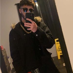 Meet your Posher, Jake